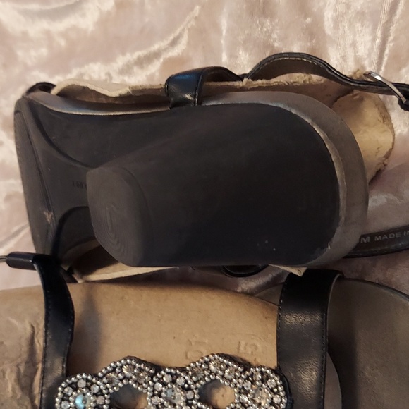 Women's shoes - Picture 6 of 6